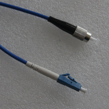 LC to FC Armored Patch Cord Singlemode Simplex 5M LC to FC Armored Patch Cord Singlemode Simplex 5M