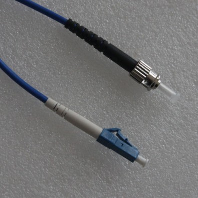 LC to ST Armored Patch Cord Singlemode Simplex 5M