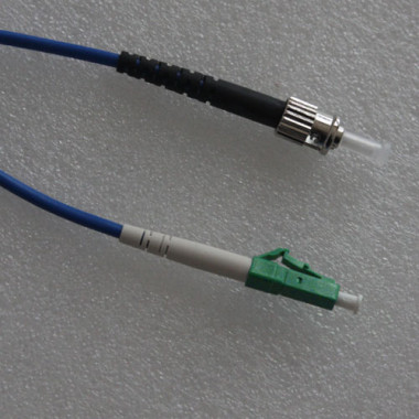 LC/APC to ST Armored Patch Cord Singlemode Simplex 2M LC/APC to ST Armored Patch Cord Singlemode Simplex 2M