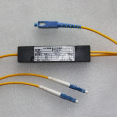 1x2 SC to LC Splitter Singlemode 3.0mm 1310nm & 1550nm 50/50 1x2 SC to LC Splitter Singlemode 3.0mm 1310nm & 1550nm 50/50
