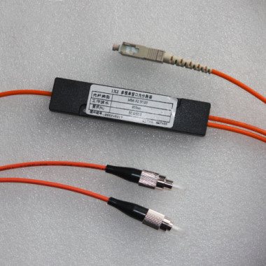 1x2 SC to FC Splitter 50/125 Multimode 2.0mm 1310nm 50/50 1x2 SC to FC Splitter 50/125 Multimode 2.0mm 1310nm 50/50