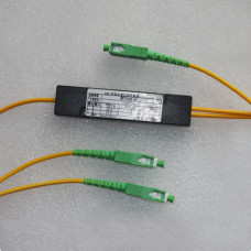 1x2 SC/APC to SC/APC Splitter Singlemode 2.0mm 1310nm & 1550nm 50/50 1x2 SC/APC to SC/APC Splitter Singlemode 2.0mm 1310nm & 1550nm 50/50