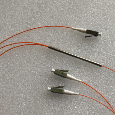 1x2 LC to LC Splitter 62.5/125 Multimode 0.9mm 850nm 50/50 1x2 LC to LC Splitter 62.5/125 Multimode 0.9mm 850nm 50/50