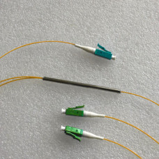 1x2 LC to LC/APC Splitter Singlemode 0.9mm 1310nm & 1550nm 50/50 1x2 LC to LC/APC Splitter Singlemode 0.9mm 1310nm & 1550nm 50/50