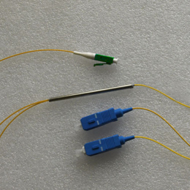 1x2 LC/APC to SC Splitter Singlemode 0.9mm 1310nm 50/50 1x2 LC/APC to SC Splitter Singlemode 0.9mm 1310nm 50/50