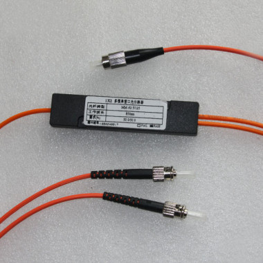 1x2 FC to ST Splitter 50/125 Multimode 2.0mm 1310nm 50/50 1x2 FC to ST Splitter 50/125 Multimode 2.0mm 1310nm 50/50