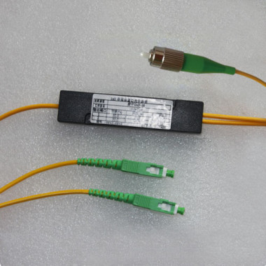 1x2 FC/APC to SC/APC Splitter Singlemode 2.0mm 1550nm 50/50 1x2 FC/APC to SC/APC Splitter Singlemode 2.0mm 1550nm 50/50
