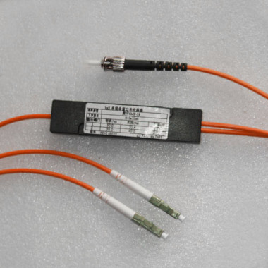1x2 ST to LC Splitter 50/125 Multimode 3.0mm 1310nm 50/50 1x2 ST to LC Splitter 50/125 Multimode 3.0mm 1310nm 50/50