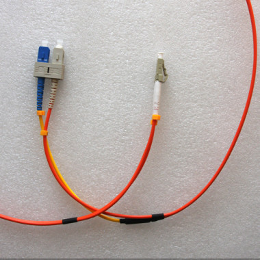 SC to LC Duplex Mode Conditioning Cable 62.5/125 Multimode 3.0mm 2 M
